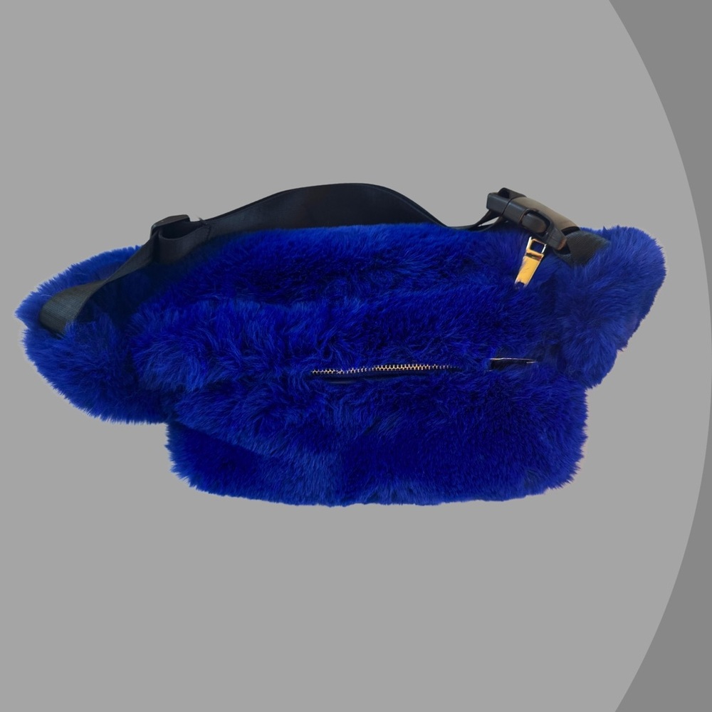 3AMForever Blue Faux Fur Waist Bag Hand Warmer